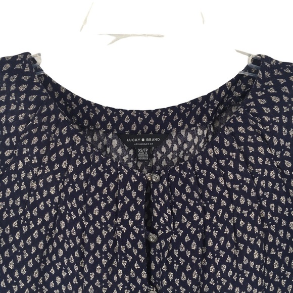 Lucky Brand Navy & Ivory Geometric Print Tie Sleeve Bohemian Blouse - Sz XS - Picture 4 of 16